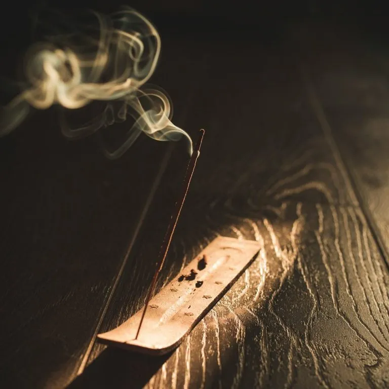 Aromatherapy oils and botanicals